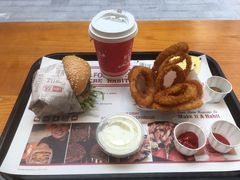 -The Habit Burger Grill 哈比特汉堡(复兴soho店)