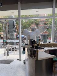 -PE SALON 