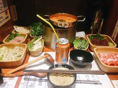 -独食火锅·半米屋台(直营总店)