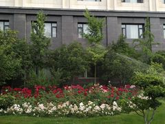 -陕西华浮宫酒店(未央湖公园店)