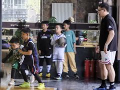 -梦想之巅·青少年篮球·羽毛球·培训中心(西站店)