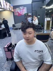 -藤野造型专业烫染接发