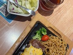 -豪客来牛排(成都锦江大融城店)