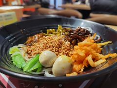 -粉探营螺蛳粉(长宁龙之梦店)
