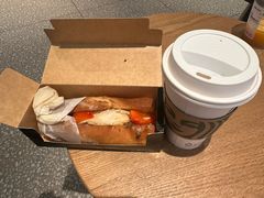 -星巴克(北京新奥购物中心店)