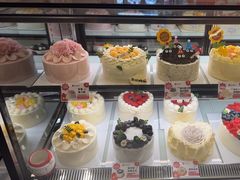-花花卷卷·鲜食蛋糕(泉屋店)