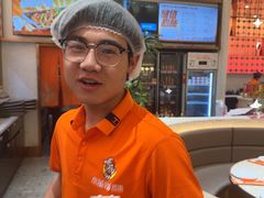 -小董哥烤串·爆汁大油边(故宫店)