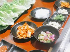 -肉甲韩国木炭烤肉(新壹街1店)
