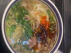 -云阿蛮云南生烫牛肉米线(奉贤路店)