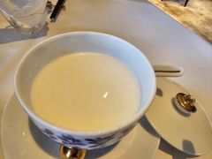 杏仁蛋白鸡头米-新荣记(建国门外大街店)