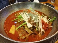 -喇喇排骨火锅·传统韩式脊骨汤(望京西园总店)