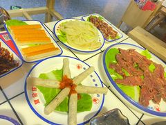 -贤合庄卤味火锅(济南泉城路店)