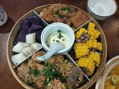 -黄桷树曹家私房菜(江与城店)