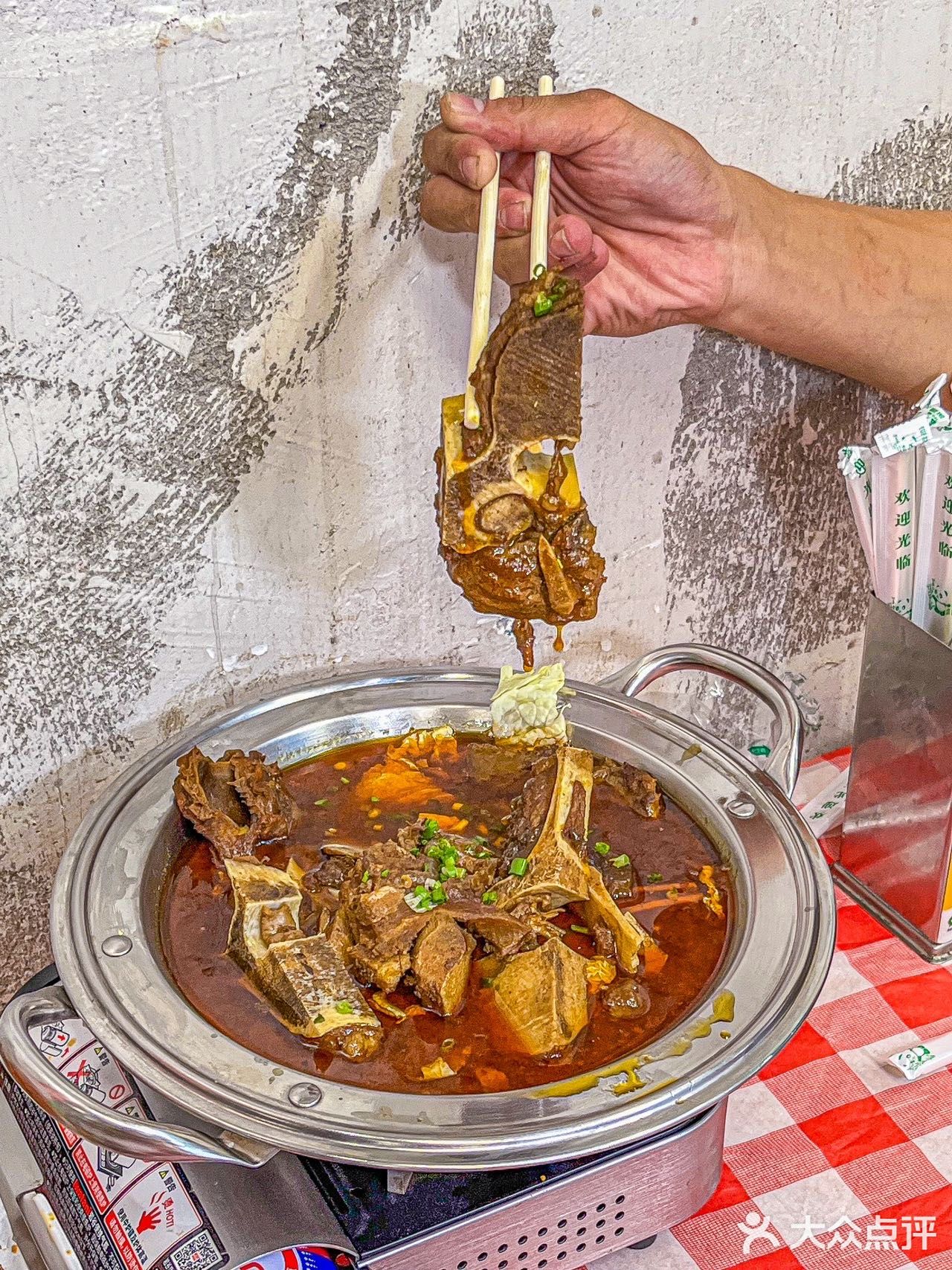 网友们没骗我曙光星城这家烧烤吼吼吃