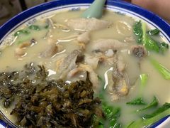 招牌黄鱼面-明呈黄鱼面馆(斜土路店)