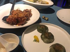 葱香黑毛猪手-三利音·玖弄小鲜(浦东嘉里城店)