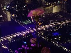 -广州塔卢特斯法国旋转餐厅