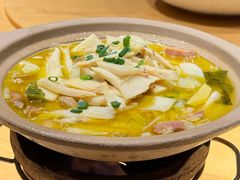 -头上红煨盐鸡乡村食府