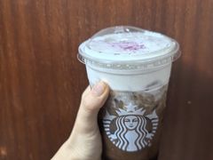 -星巴克(广州中华广场B1层店)
