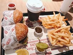 -The Habit Burger Grill 哈比特汉堡(复兴soho店)
