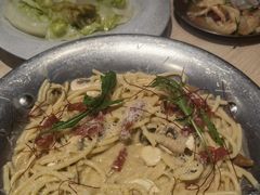 牛肝菌蘑菇奶油意大利面配温泉蛋-卡朋西餐(悦汇城店)