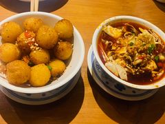 -炉小二铜锅牛蛙•川湘菜(三里屯店)