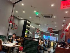 -八合里潮汕鲜牛肉火锅(上海汇智广场店)