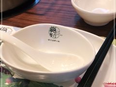 -樾餐厅泰式海鲜火锅(民歌湖店)