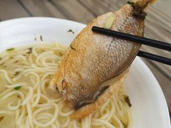 雪菜脱骨黄鱼面-洪大妈·黄鱼面(金山嘴渔村店)