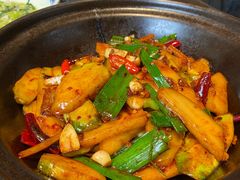 -铜锣湾·有麝自然香(渝北财富中心店)