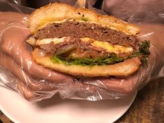 -HIGH FIVE哈福手工汉堡(桂林路店)