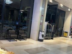 -粤塔x电竞酒店(深圳龙华大浪后浪新天地店)