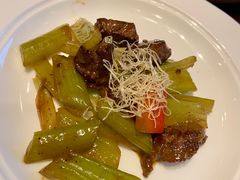 蒜香牛肉粒-新天世纪中餐厅