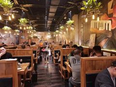 大堂-小俩口烧烤东北菜(双井店)