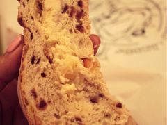苹果肉桂三角芝士包-Juicy Bakery(大学路店)