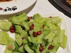 -咱屯子铁锅炖直营店(保利店)