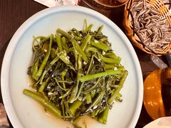 -川流不息·地道川菜·小龙虾(松东路店)