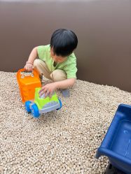 -奈尔宝·国风主题儿童乐园·亲子餐厅(豫园商城店)