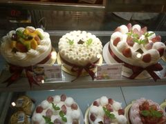 -花花卷卷·鲜食蛋糕(静安久光百货店)