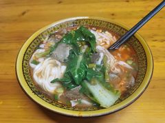 -肇兴特色牛肉粉