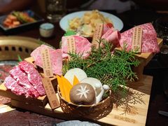 -山川小町·极番烧肉(新地假日广场店)