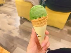 抹茶冰淇淋-王守财小山園