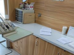-上海仁爱医院口腔科 · 种植