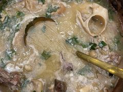 -老铺人家酒店(紫荆名流店)