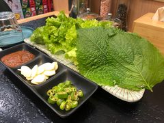 -臻牛烤肉