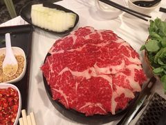 -鲜入围煮花胶鸡海鲜火锅