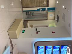 -维乐口腔(美维云门诊陆家嘴店)