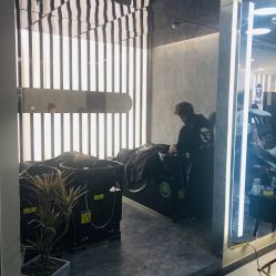 -AYO SALON