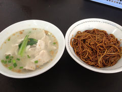 哥打京那峇鲁128-金沙园生肉面(Jalan Pantai)
