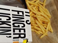 -肯德基(洛川店)